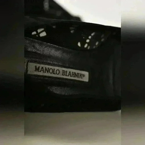 MANOLO BLAHNIK Black Lace Suede Cutout Floral Round Toe Flats 37.5EU 7.5US Italy - Picture 4 of 8